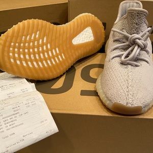 Yeezy sesame size 8.5